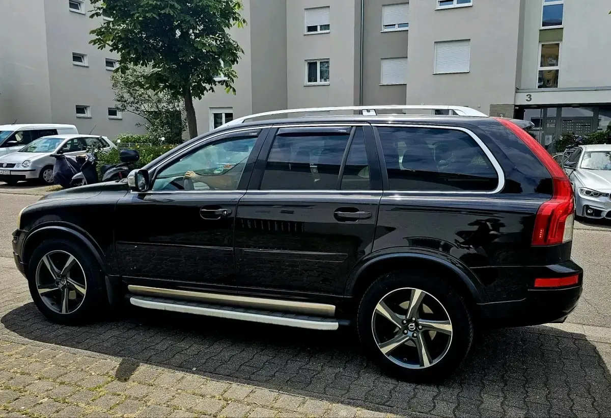 Gebraucht Volvo XC90 R-Design 200 PS (147 kW) 2013 Schwarz SUV