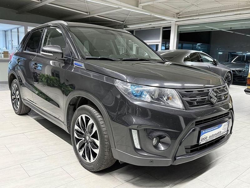 Gebraucht Suzuki Vitara Comfort+ 120 PS (88 kW) 2016 Schwarz SUV