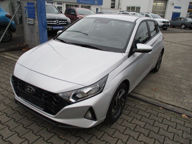 Hyundai i20 YES! gebraucht kaufen in Hanau Preis 14890 eur - Int.Nr.: 1054  VERKAUFT