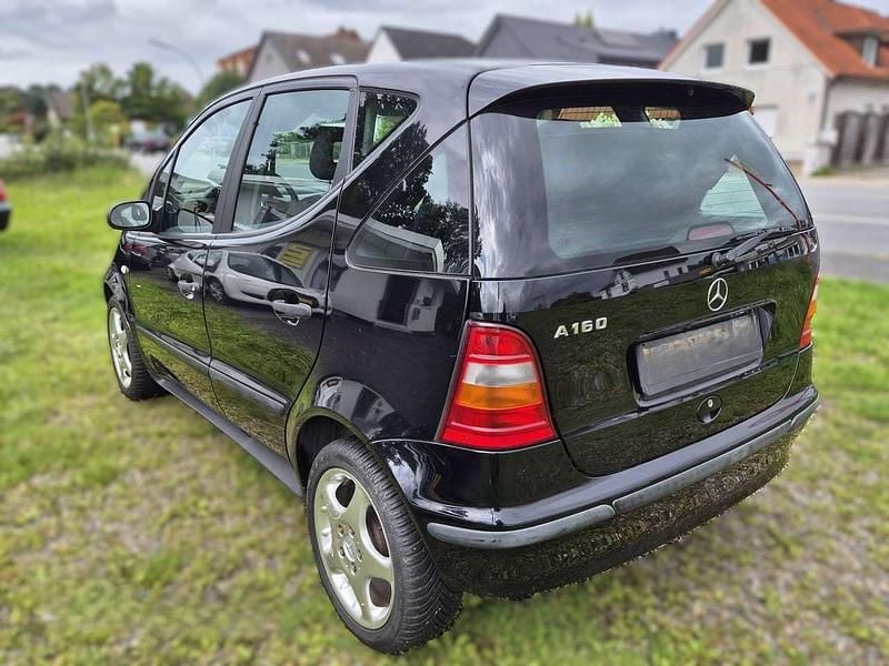 Gebraucht Mercedes A160 Classic 102 PS (75 kW) 2001 Schwarz Limousine