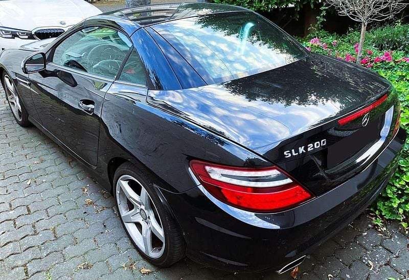 Obsidianschwarz Gebraucht 2011 Mercedes SLK200 AMG Cabrio | 20.500 € (Fairer Preis) - Bild 1/1