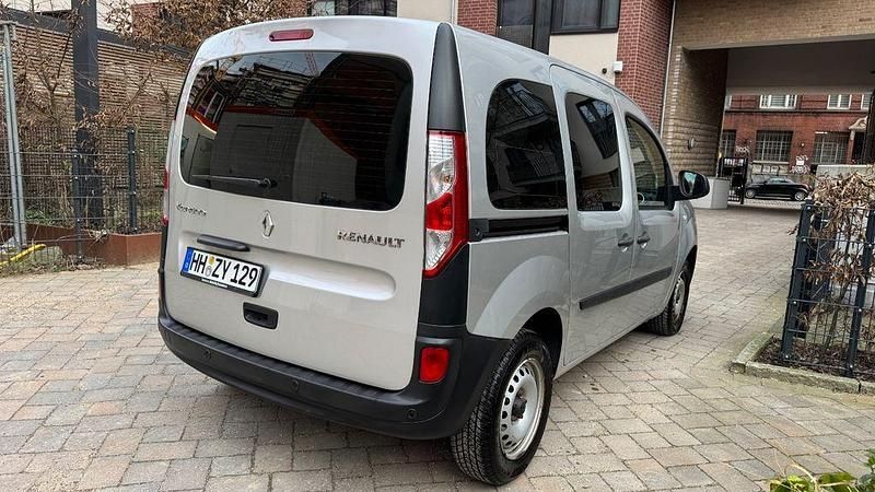 Gebraucht Renault Kangoo 75 PS (55 kW) 2019 Silber Van / Kleinbus