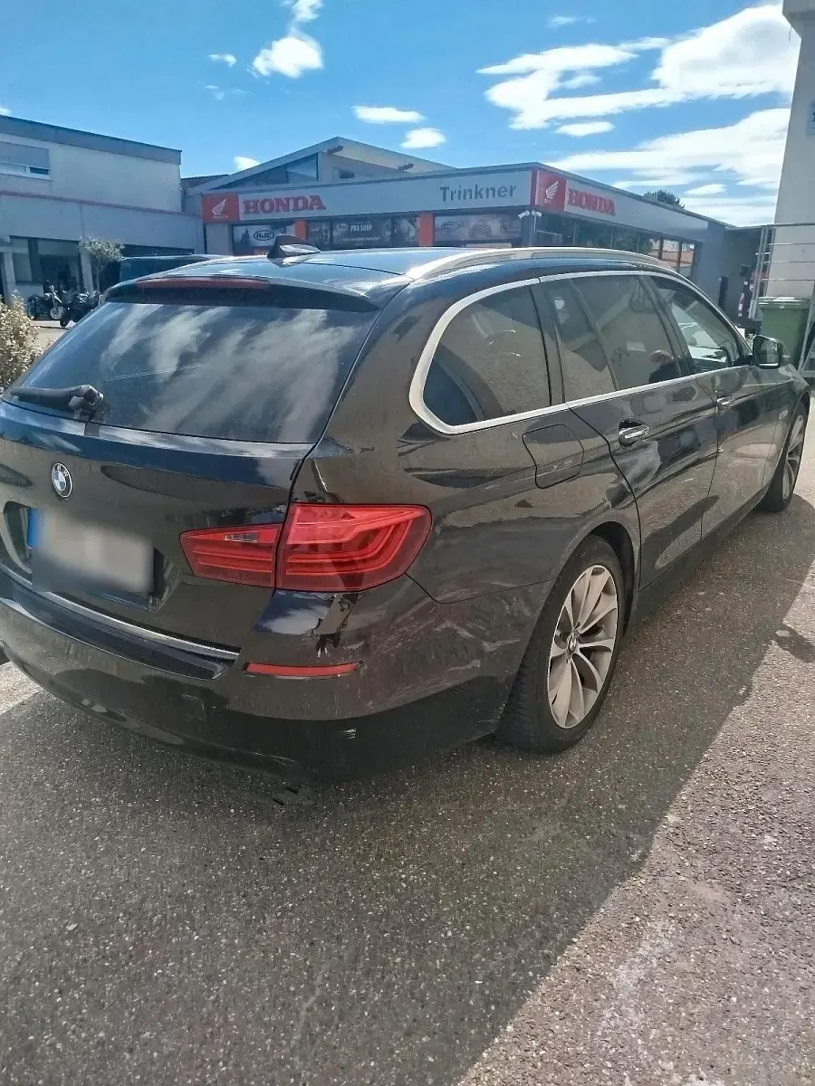 Gebraucht BMW 520 190 PS (139 kW) 2014 Schwarz Kombi