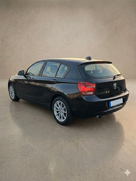 Gebraucht BMW 118 170 PS (125 kW) 2012 Schwarz Kleinwagen