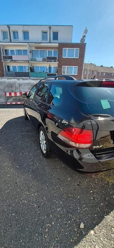 Gebraucht VW Golf VII Match 86 PS (63 kW) 2012 Schwarz Kombi