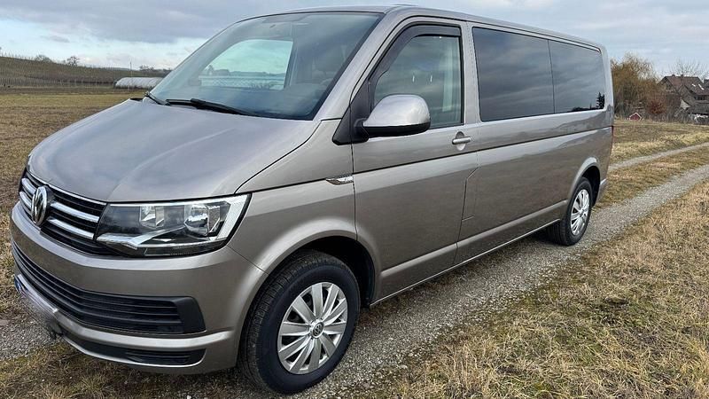 Gebraucht VW T6 Comfortline 150 PS (110 kW) 2017 Grau Van
