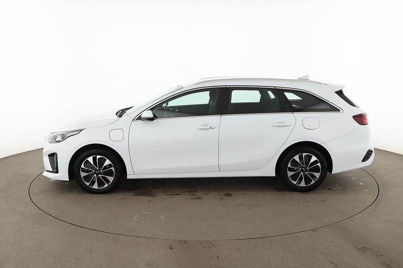 Gebraucht Kia Ceed Vision 60 PS (44 kW) 2021 Weiß Kleinwagen