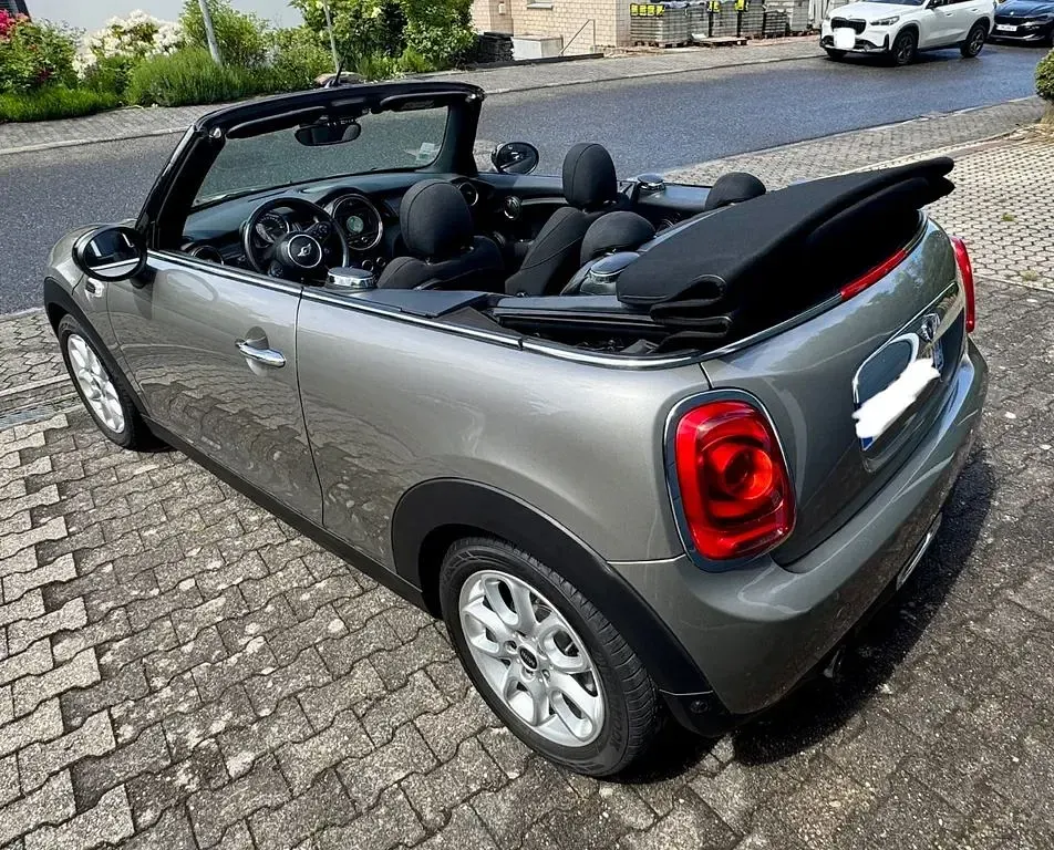 Gebraucht Mini Cooper 136 PS (100 kW) 2018 Silber Kleinwagen