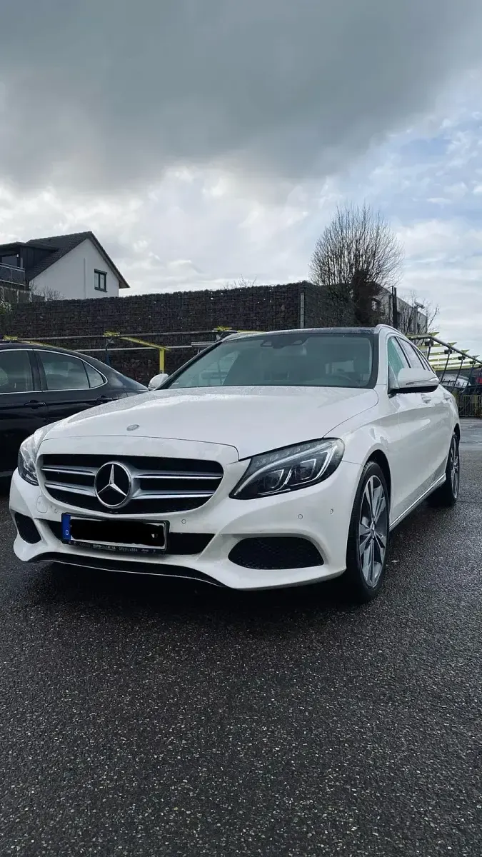 Gebraucht Mercedes C250 211 PS (155 kW) 2015 Weiß Kombi