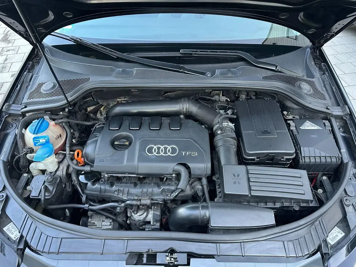 Gebraucht Audi A3 Sportback Attraction 159 PS (116 kW) 2008 Schwarz Kleinwagen