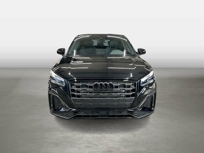 Gebraucht Audi Q2 S-Line 150 PS (110 kW) 2025 Schwarz (mythosschwarz) SUV