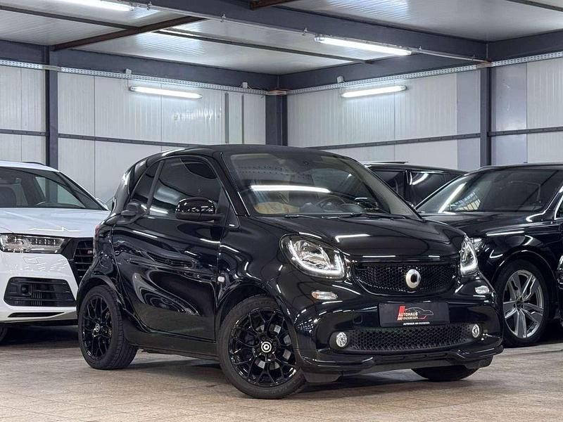 Schwarz Gebraucht 2019 Smart ForTwo Coupé Brabus Kleinwagen | 12.890 € (Guter Preis) - Bild 1/4
