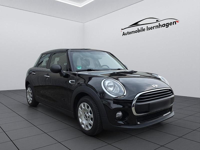 Usata Mini ONE 102 CV (75 kW) 2017 Nero Utilitaria