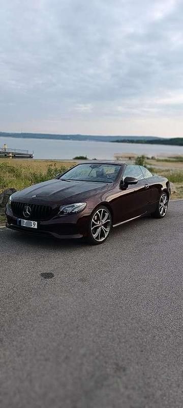 Gebraucht Mercedes E200 Avantgarde 184 PS (135 kW) 2017 Cabrio