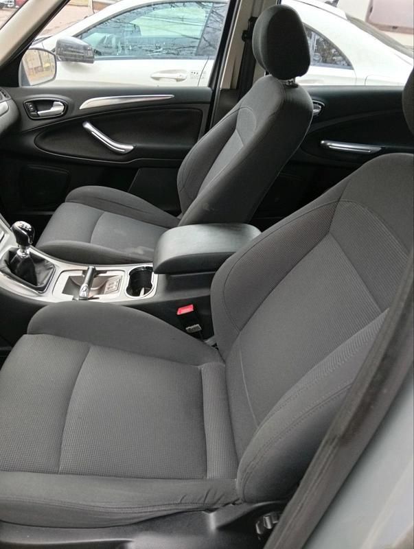 Gebraucht Ford S-MAX S 175 PS (128 kW) 2009 Grau Van / Kleinbus