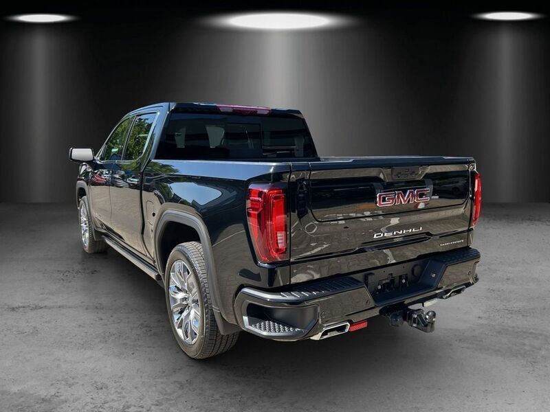 Ny GMC Sierra 426 HK (313 kW) 2025 Sort Pickup / Ladvogn