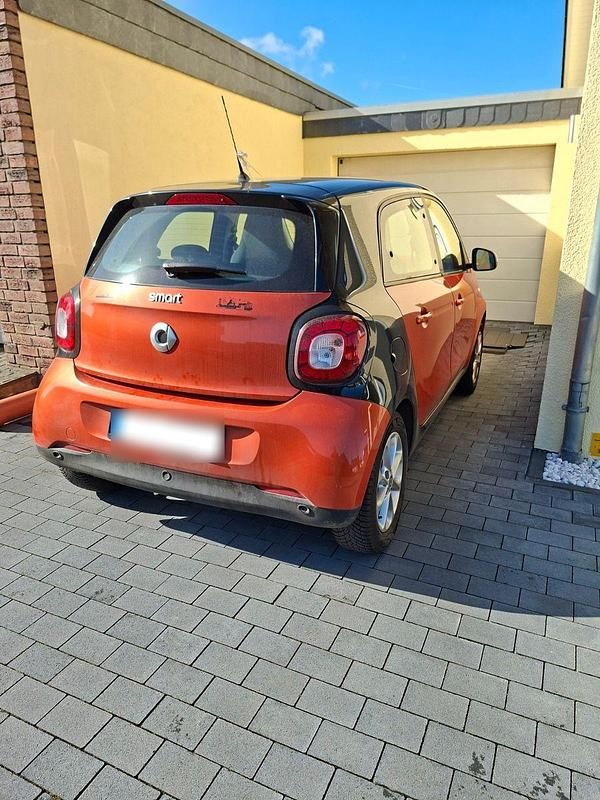 Gebraucht Smart ForFour 71 PS (52 kW) 2015 Orange Kleinwagen