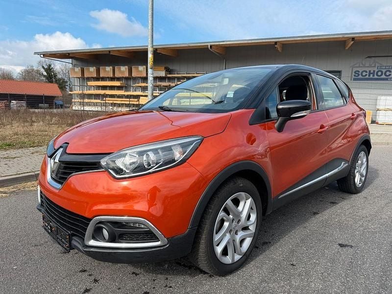 Gebraucht Renault Captur Luxe 90 PS (66 kW) 2014 Orange SUV
