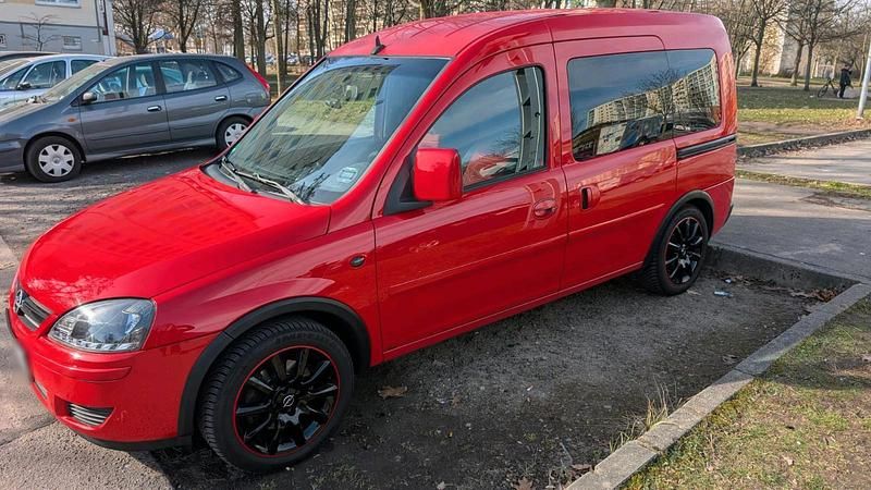 Gebraucht Opel Combo 97 PS (71 kW) 2006 Rot Van / Kleinbus