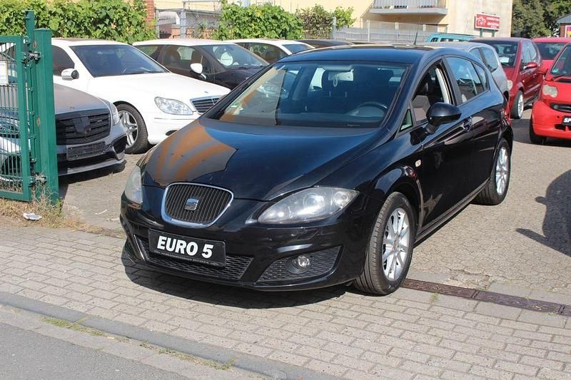 Negro magico Gebraucht 2011 Seat Leon Style Limousine | 4.999 € (Fairer Preis) - Bild 1/4