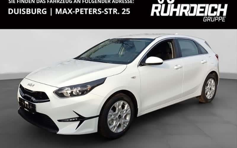 Weiß Neu 2025 Kia Ceed Vision Kleinwagen | 22.890 € (Fairer Preis) - Bild 1/4