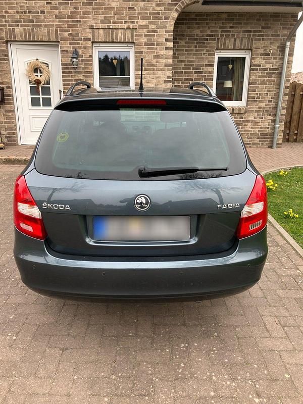 Gebraucht Skoda Fabia 70 PS (51 kW) 2014 Kombi