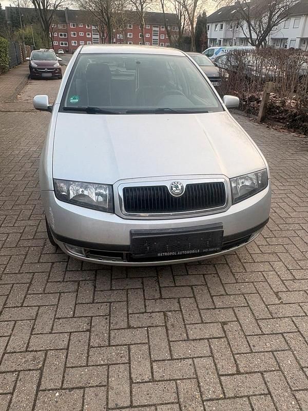 Gebraucht Skoda Fabia 75 PS (55 kW) 2000 Silber Kleinwagen