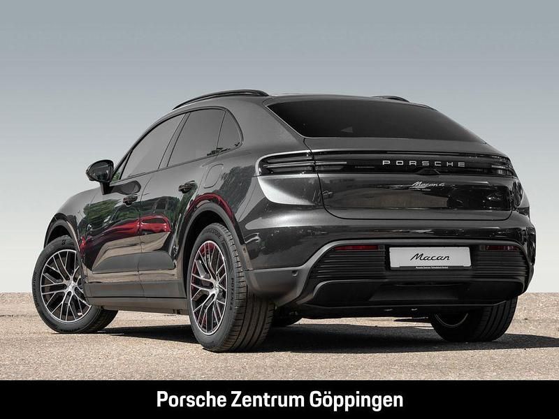 Gebraucht Porsche Macan 300 kW (408 PS) 2025 Vulkangraumetallic SUV