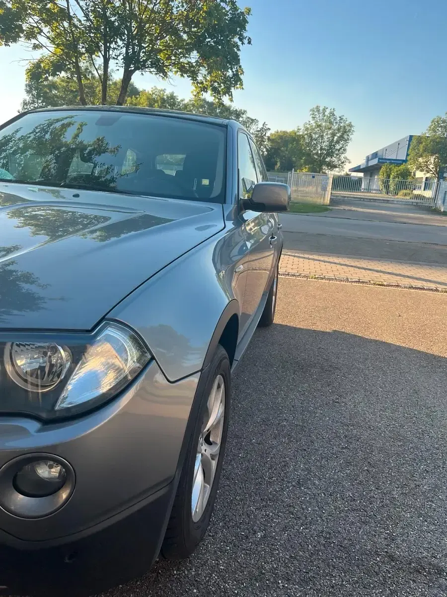 Gebraucht BMW X3 143 PS (105 kW) 2009 Grau SUV