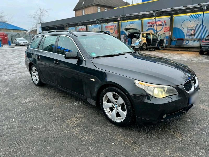 Gebraucht BMW 520 163 PS (119 kW) 2006 Schwarz Kombi