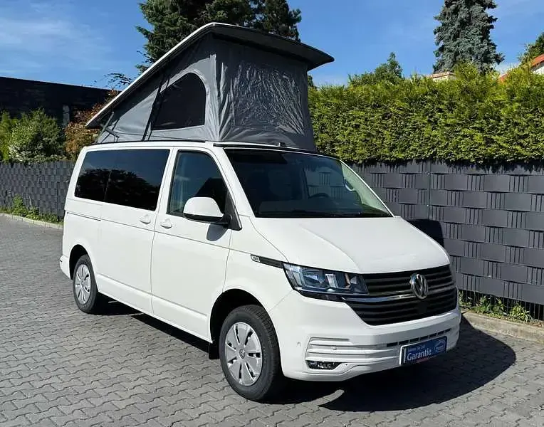 Gebraucht VW Multivan Beach 150 PS (110 kW) 2020 Weiß Van / Kleinbus