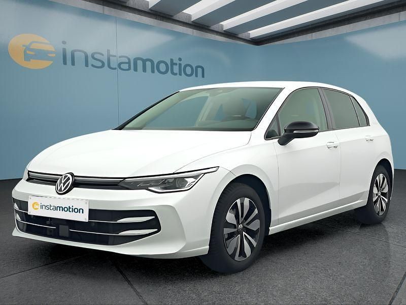 Gebraucht VW Golf VIII 150 PS (110 kW) 2025 Weiß Kleinwagen