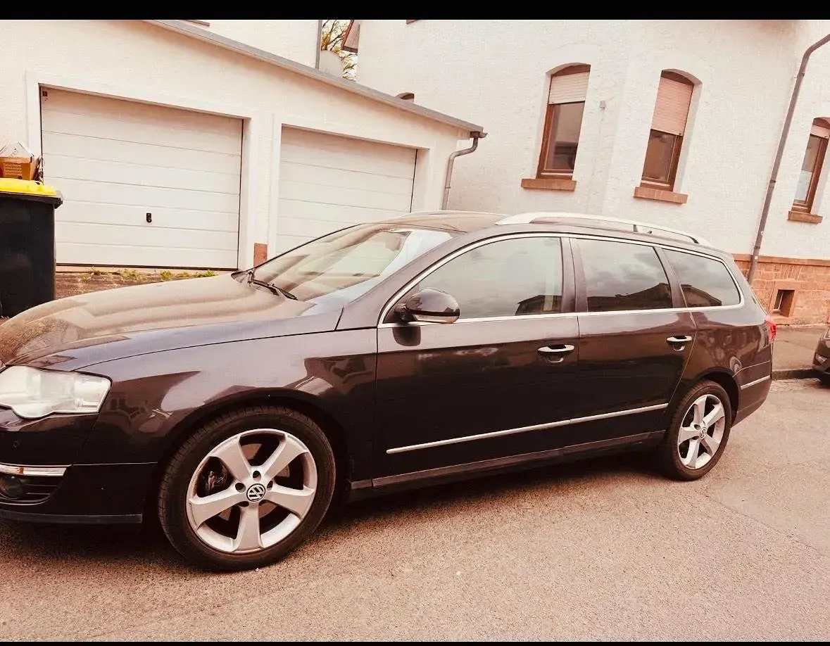 Gebraucht VW Passat 190 PS (139 kW) 2009 Braun Kombi