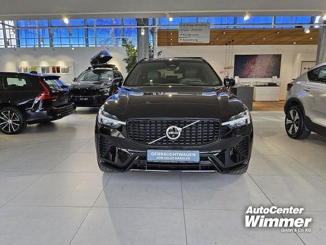 Gebraucht Volvo XC60 Plus 197 PS (144 kW) 2023 019 black stone SUV