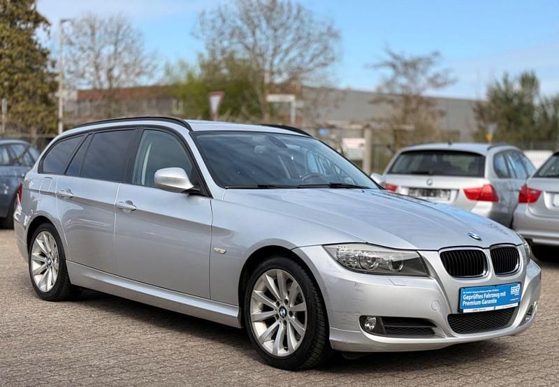 Gebraucht BMW 320 Comfort Edition 184 PS (135 kW) 2011 Silber Kombi