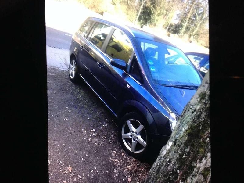 Gebraucht Opel Zafira Edition 150 PS (110 kW) 2007 Blau Van / Kleinbus
