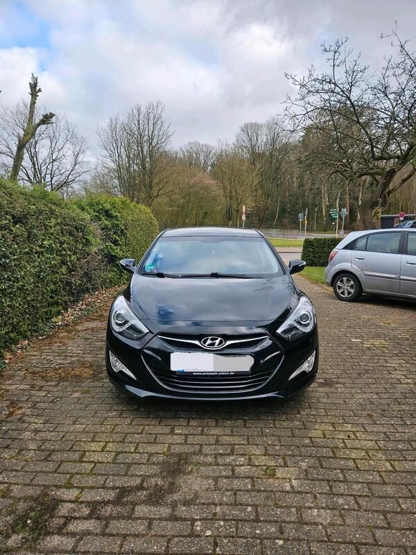 Schwarz Gebraucht 2015 Hyundai i40 Limousine | 9.999 € (Fairer Preis) - Bild 1/4