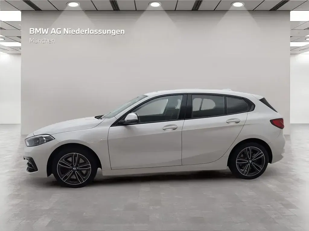 Gebraucht BMW 120 Performance 178 PS (130 kW) 2024 Weiß Kleinwagen