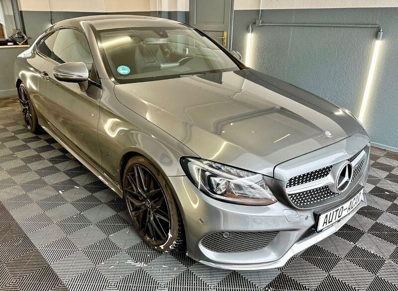 Grau Gebraucht 2016 Mercedes C220 AMG line Coupé | 19.990 € (Fairer Preis) - Bild 1/4