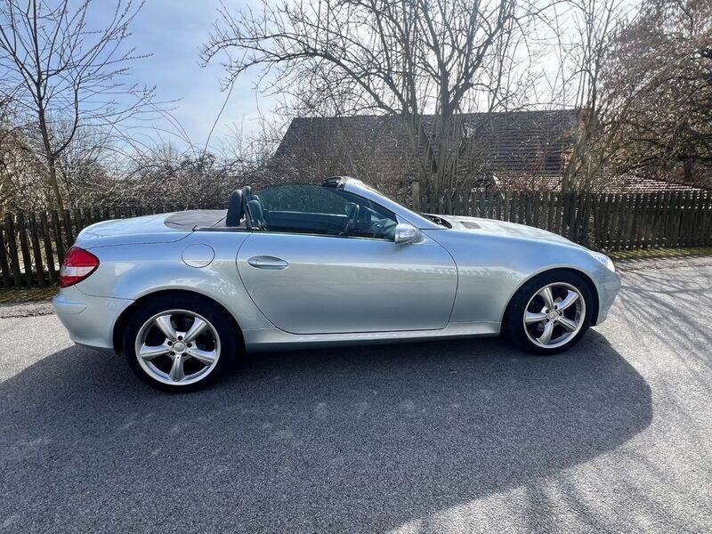 Silber Gebraucht 2006 Mercedes SLK200 Cabrio | 9.400 € (Guter Preis) - Bild 1/4