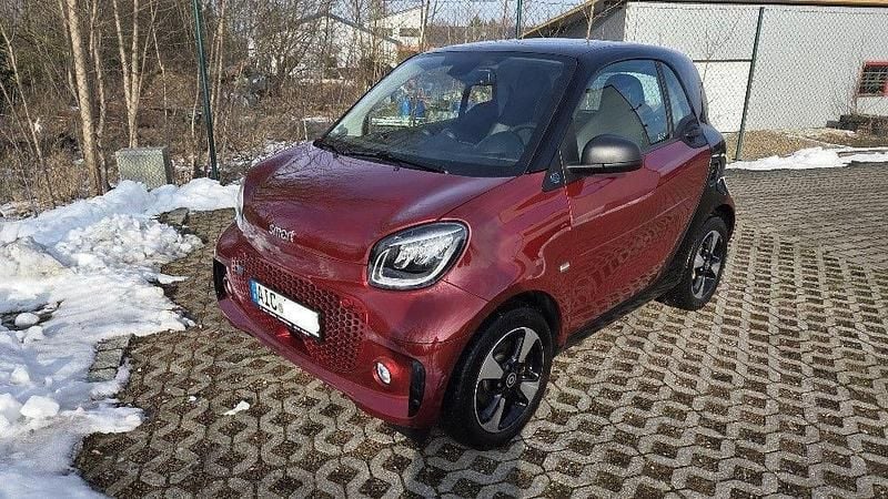 Rot Gebraucht 2020 Smart ForTwo Coupé Passion Coupé | 10.400 € (Fairer Preis) - Bild 1/4