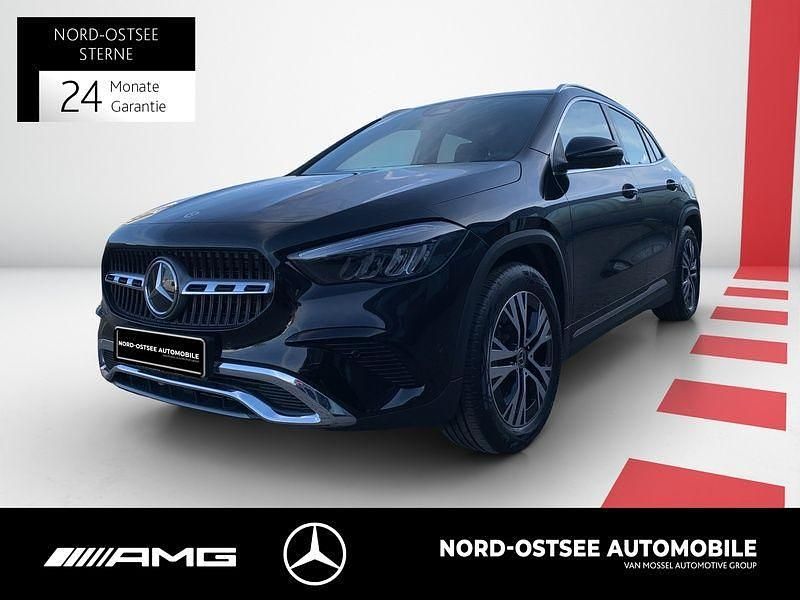 Gebraucht Mercedes GLA200 Progressive 150 PS (110 kW) 2025 Metalliclack kosmosschwarz SUV