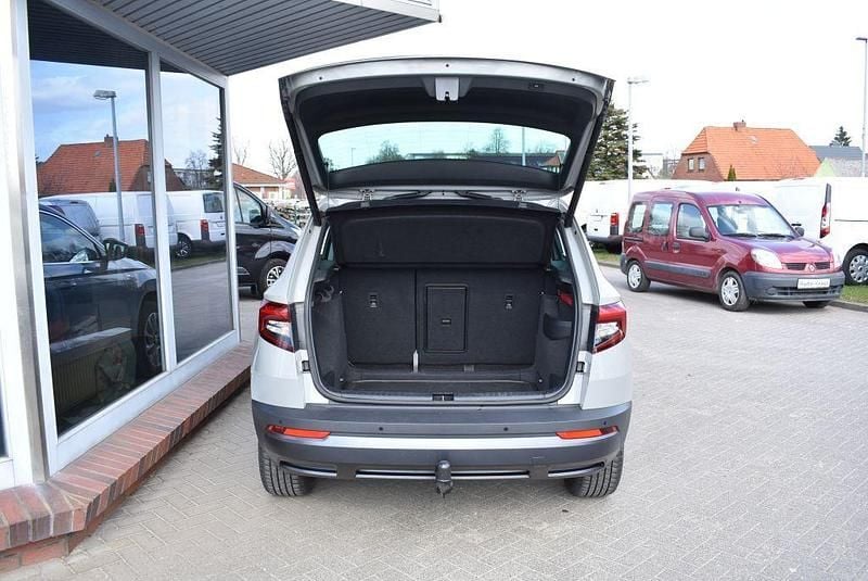 Gebraucht Skoda Karoq Clever 150 PS (110 kW) 2022 Stahlgrau uni SUV