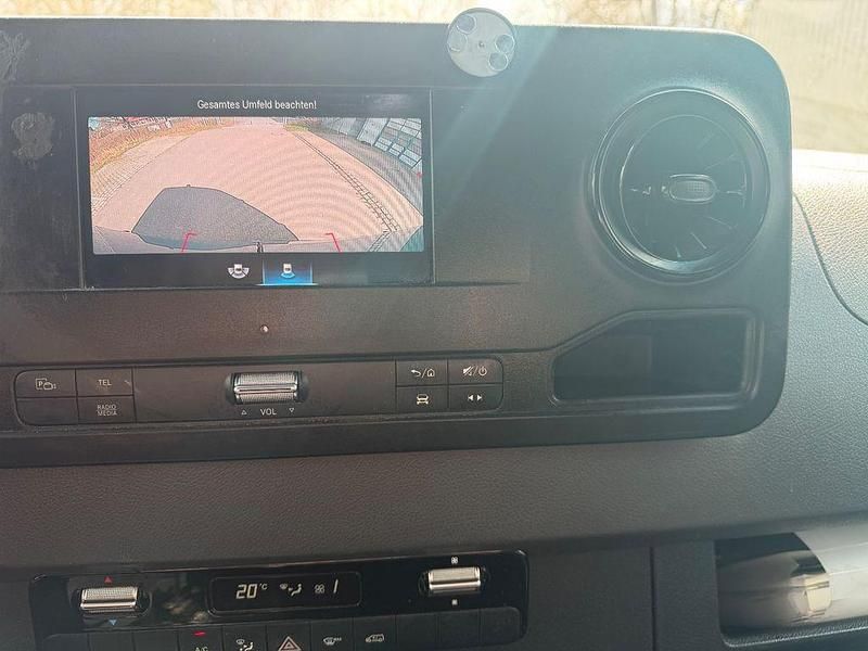 Gebraucht Mercedes Sprinter 143 PS (105 kW) 2021 Grau Van