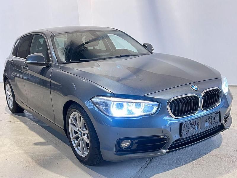 Gebraucht BMW 118 Advantage 136 PS (100 kW) 2018 Grau Kleinwagen