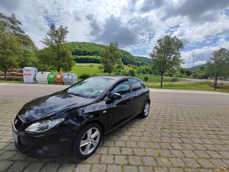 Schwarz Gebraucht 2010 Seat Ibiza Limousine | 3.150 € (Fairer Preis) - Bild 1/4