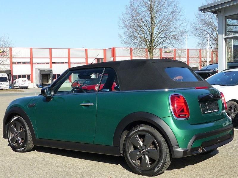 Gebraucht Mini Cooper Cabriolet Classic 136 PS (100 kW) 2022 Grün british racing green iv metallic (metallic) Cabrio