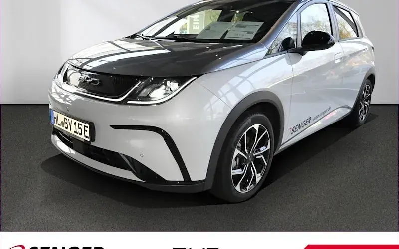 Brugt BYD Dolphin Design 150 kW (204 HK) 2024 Hvid Hatchback