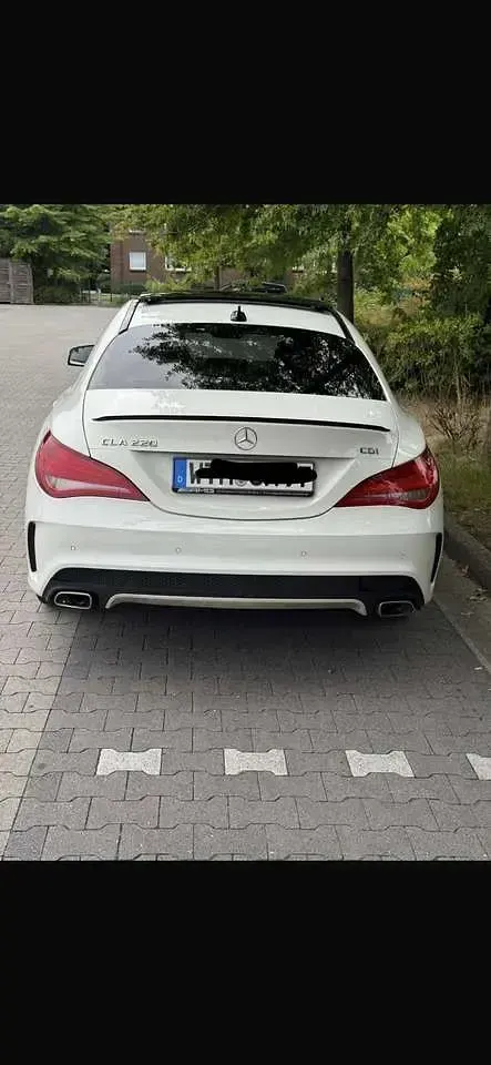 Gebraucht Mercedes C220 Avantgarde 170 PS (125 kW) 2014 Limousine