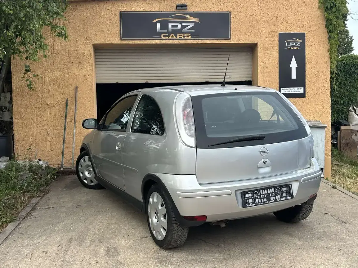 Gebraucht Opel Corsa 80 PS (58 kW) 2006 Grau Kleinwagen